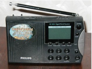 Современный портативный радиоприемник фирмы Philips с цифровой настройкой