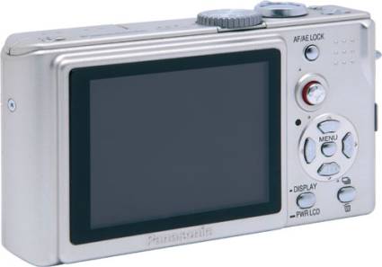 В фотоаппаратах Panasonic Lumix контрольный дисплей служит единственным инструментом компоновки кадра