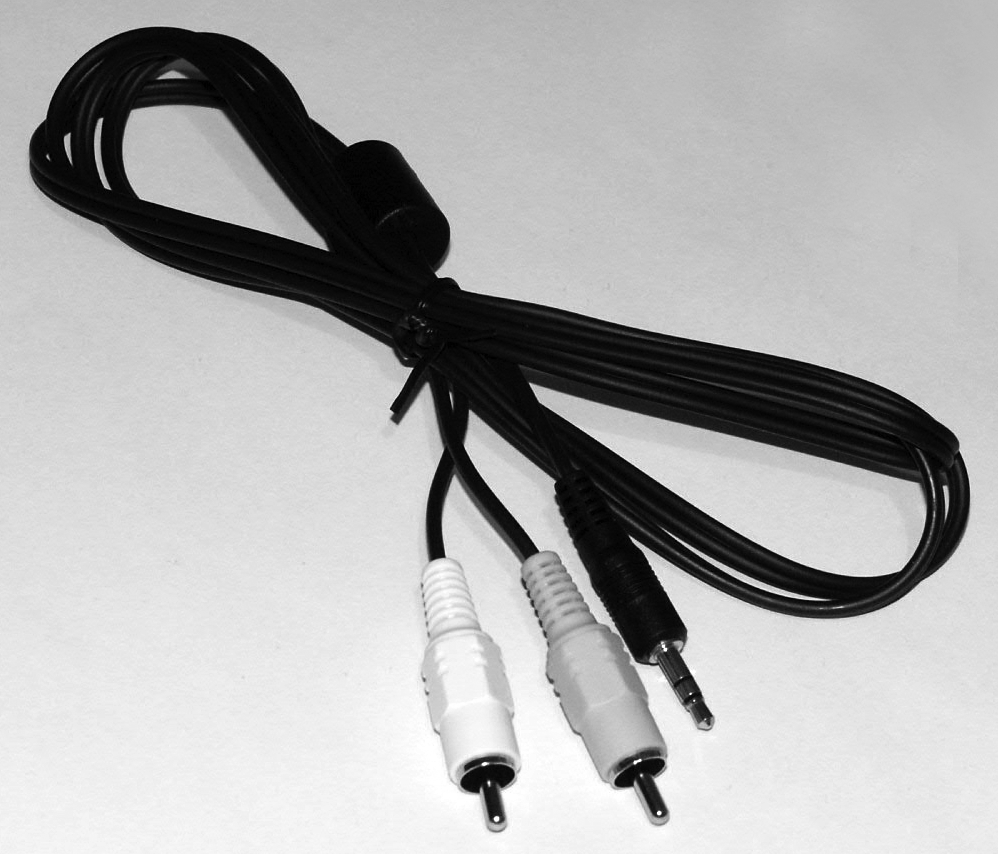 Аудио-видео кабель для соединения цифровой фотокамеры и телевизора